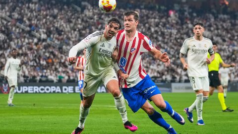 Real Madrid: Thủ thế dễ ‘toang’ với Barca